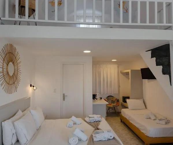 Aspro Phos Santorini Hotel