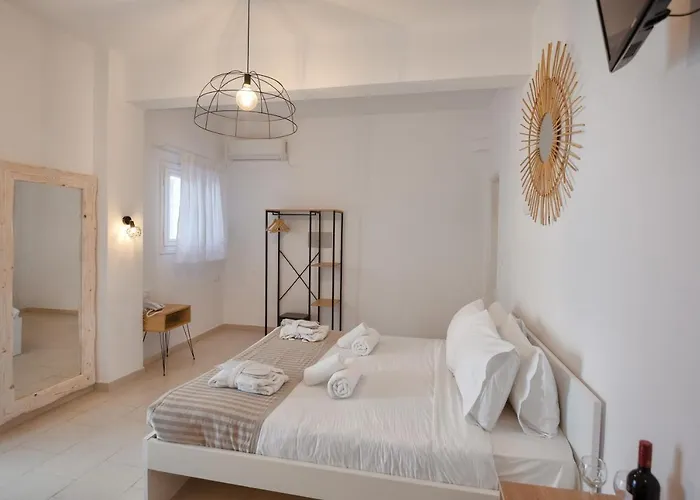 Aspro Phos Santorini