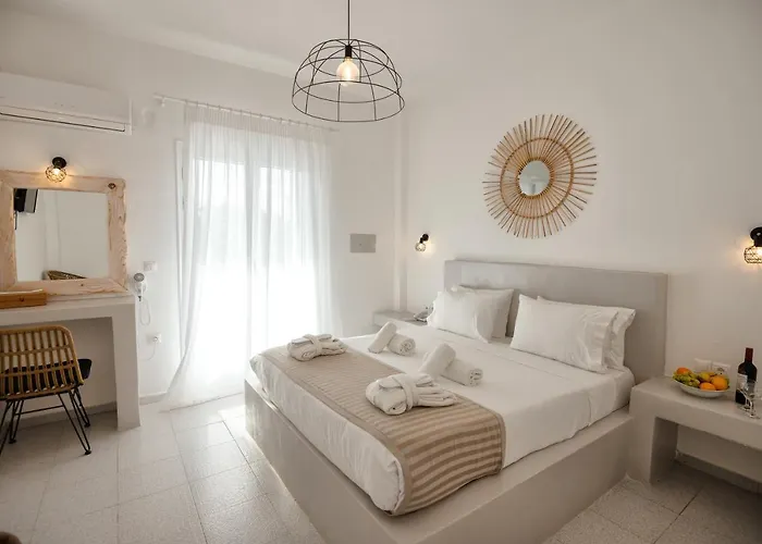 Aspro Phos Santorini Hotel 4*