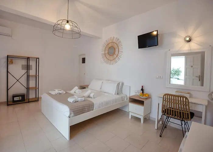 Hotel Aspro Phos Santorini 4*