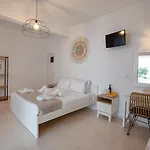 Hotel Aspro Phos Santorini 4*
