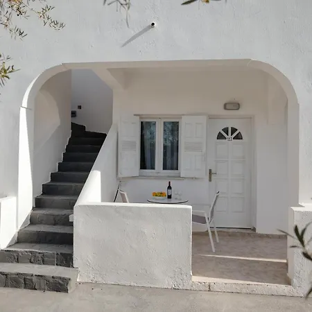 Aspro Phos Santorini 호텔 페리사